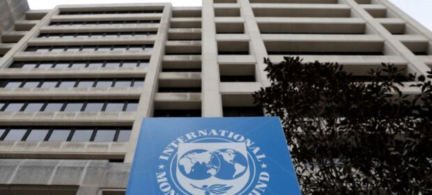 In Pakistan, IMF team is to visit for talks regarding 9th review from Jan 31