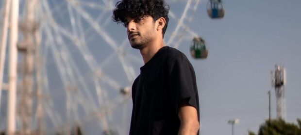Globally popular song "Kahani Suno" by Kaifi Khalil