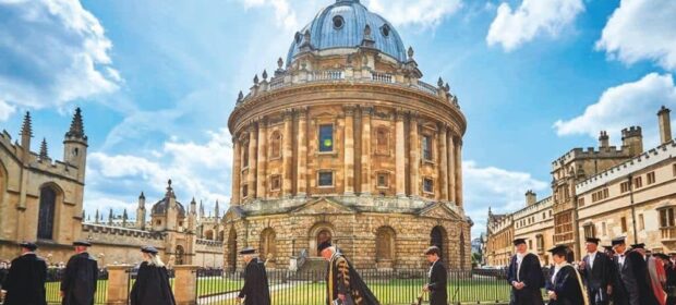 Oxford offers scholarships to Pakistani students