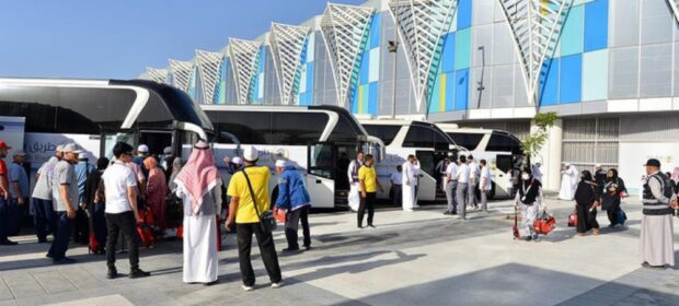 First batch of Pakistani Hajj pilgrims arrives in Madinah