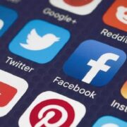 Social Media Apps in Pakistan Begin to Recover