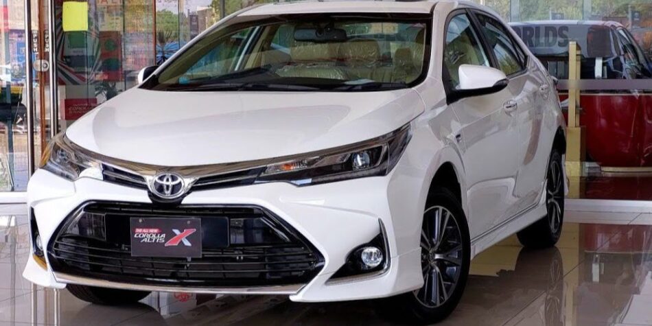 10-Year-Old Pakistani Toyota Corolla's Photographic Journey