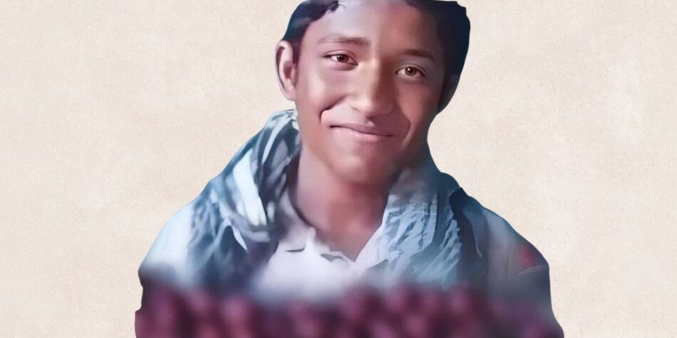 A juice-selling child gets impressive school results and scholarship