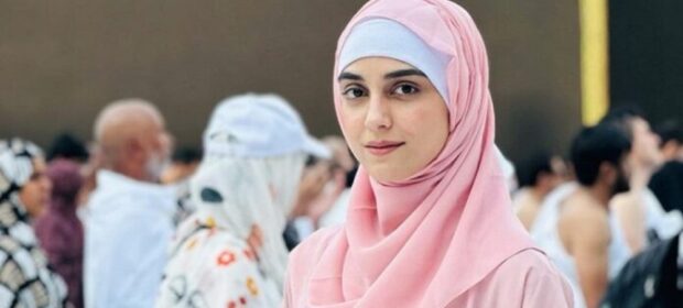 Pictures show Maya Ali performing Umrah with her family